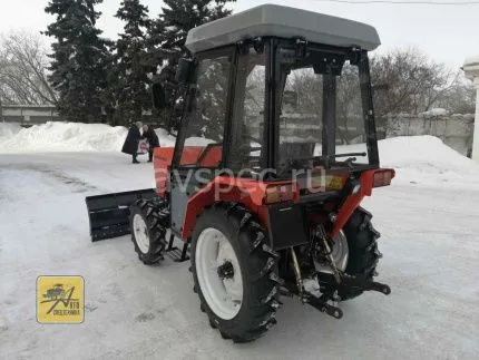 Минитрактор Уралец 254 с кабиной КПП с реверсом