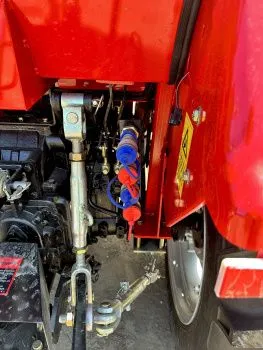 Минитрактор Dongfeng DF-244 G2 с кабиной, КУН и отвалом