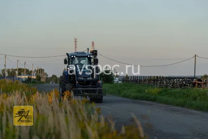 Трактор Scout series TD G3 Premium